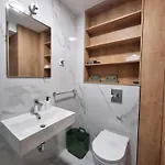 Old Town Apartment *